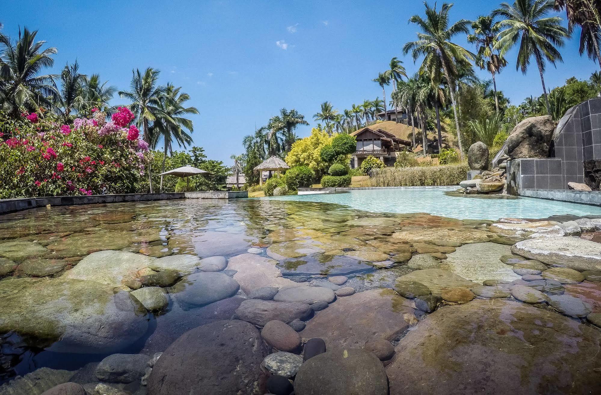 Janji Laut Resort Tanahwangko Buitenkant foto