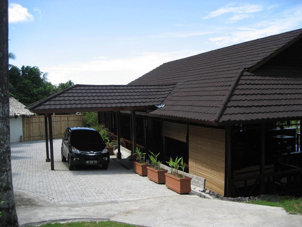 Janji Laut Resort Tanahwangko Buitenkant foto
