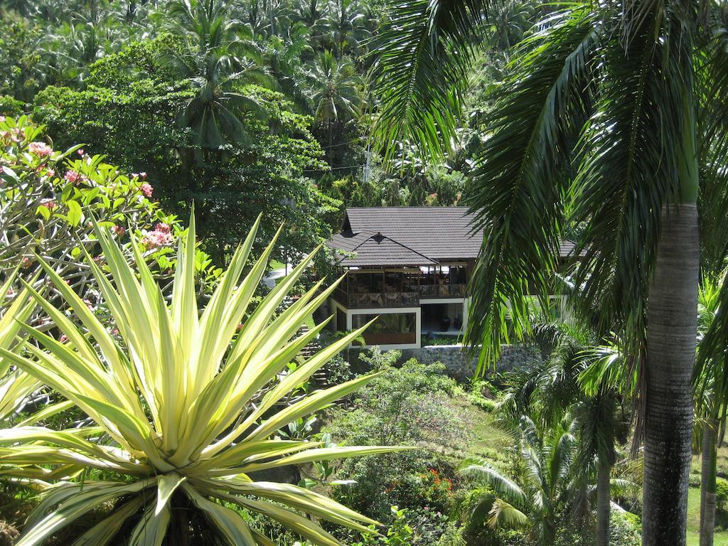 Janji Laut Resort Tanahwangko Buitenkant foto
